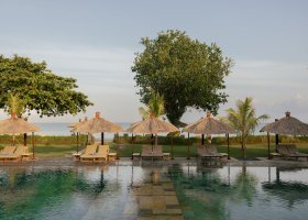 bali-hotel-belmond-jimbaran-puri-120_ext_w_1.jpg