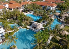 bali-hotel-conrad-bali-097_ext_w_1.jpg
