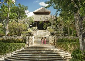 bali-hotel-four-seasons-jimbaran-105_ext_w_1.jpg