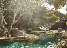 bali-hotel-four-seasons-jimbaran-107_ext_w_1.jpg