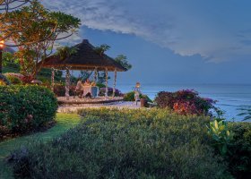 bali-hotel-four-seasons-jimbaran-137_ext_w_1.jpg