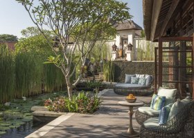 bali-hotel-four-seasons-jimbaran-143_ext_w_1.jpg