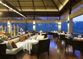 bali-hotel-hanging-gardens-of-bali-008_ext_w_1.jpg