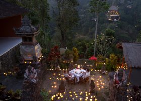 bali-hotel-hanging-gardens-of-bali-039_ext_w_1.jpg