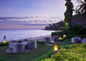 bali-hotel-sheraton-senggigi-beach-resort-143_ext_w_1.jpg