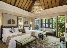 bali-hotel-st-regis-bali-260_ext_w_1.jpg