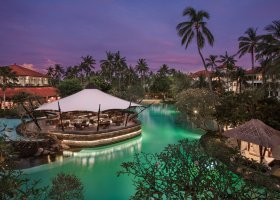 bali-hotel-the-laguna-resort-spa-333_ext_w_1.jpg