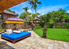 bali-hotel-the-oberoi-bali-024_ext_w_1.jpg