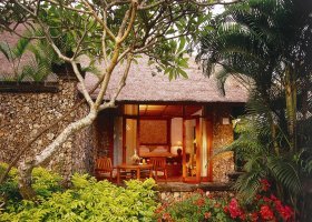 bali-hotel-the-oberoi-bali-053_ext_w_1.jpg