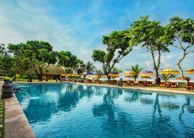 bali-hotel-the-oberoi-bali-069_ext_w_1.jpg