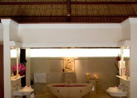 bali-hotel-viceroy-bali-064_ext_w_1.jpg
