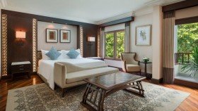 Deluxe Executive Suite